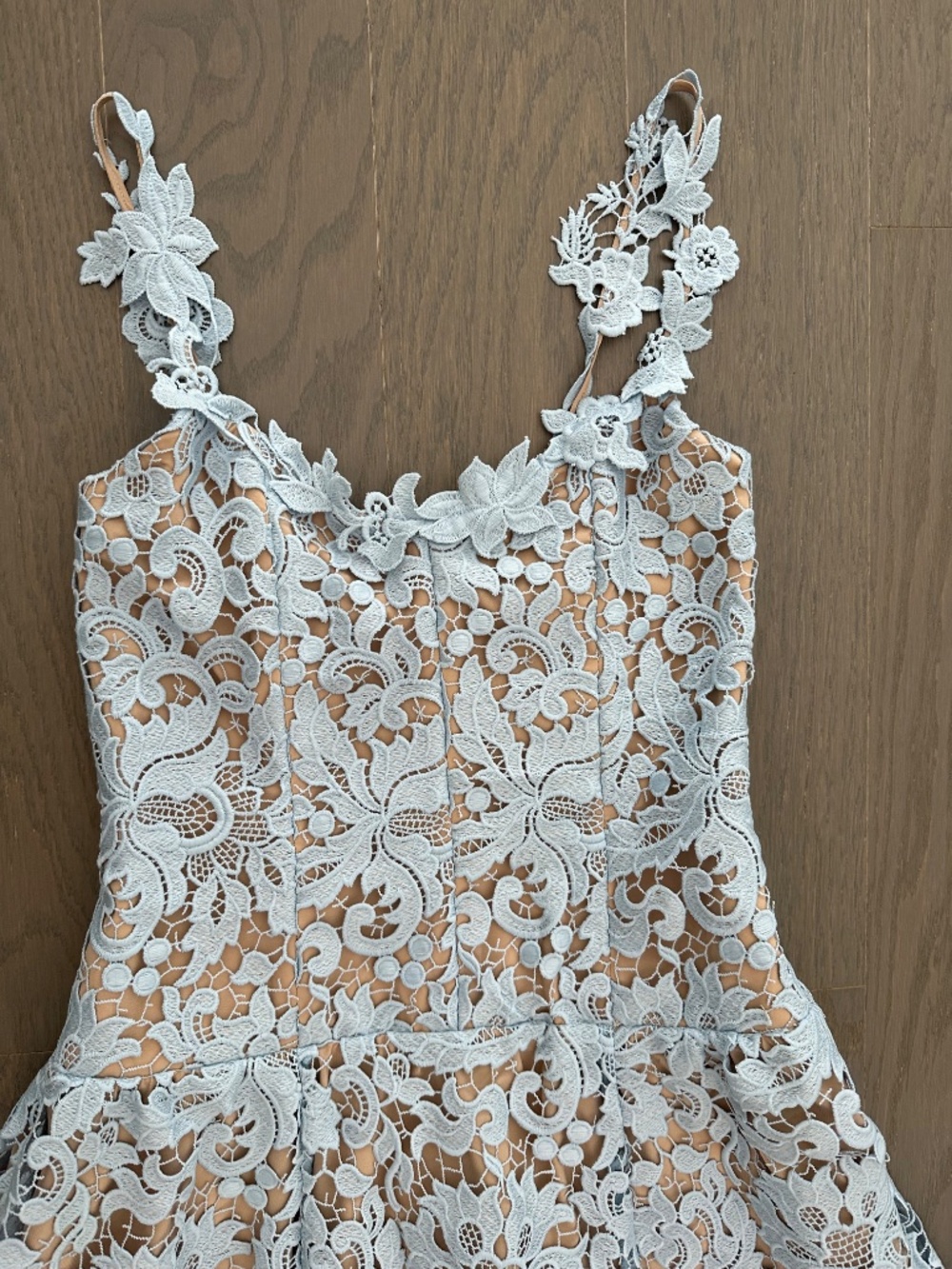 Alice + Olivia Powder Blue Lace Midi Dress - Picture 3 of 11